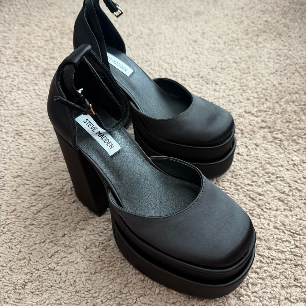 Steve Madden Black Platform Heels